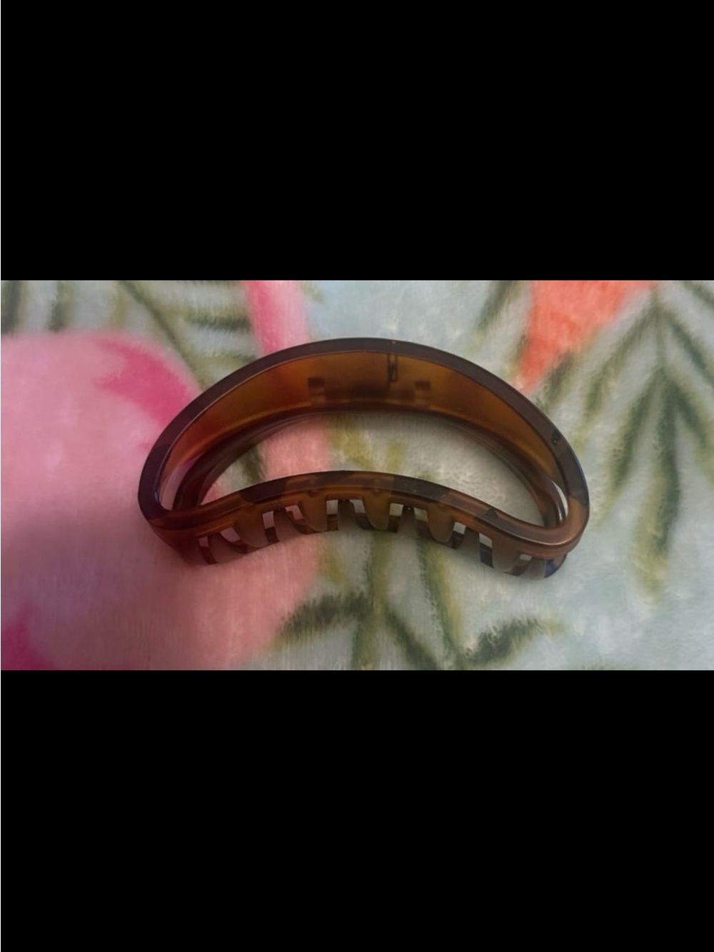 Large Tortoiseshell Hair Claw Clip Brown Acrylic Banana Shape Hair Accessory